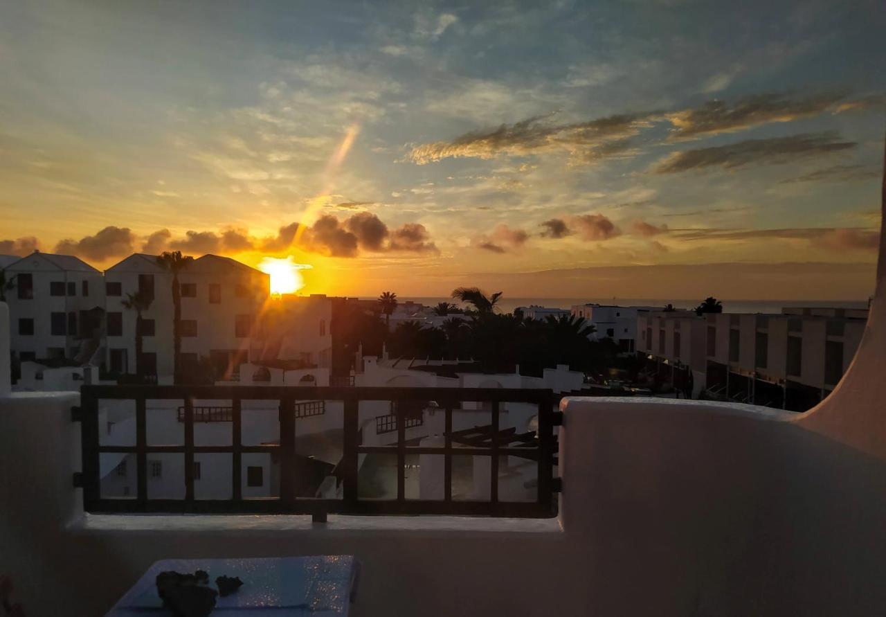 Aqua Apt Sunrise & Sea Views กอสตา เตกีสเซ ภายนอก รูปภาพ