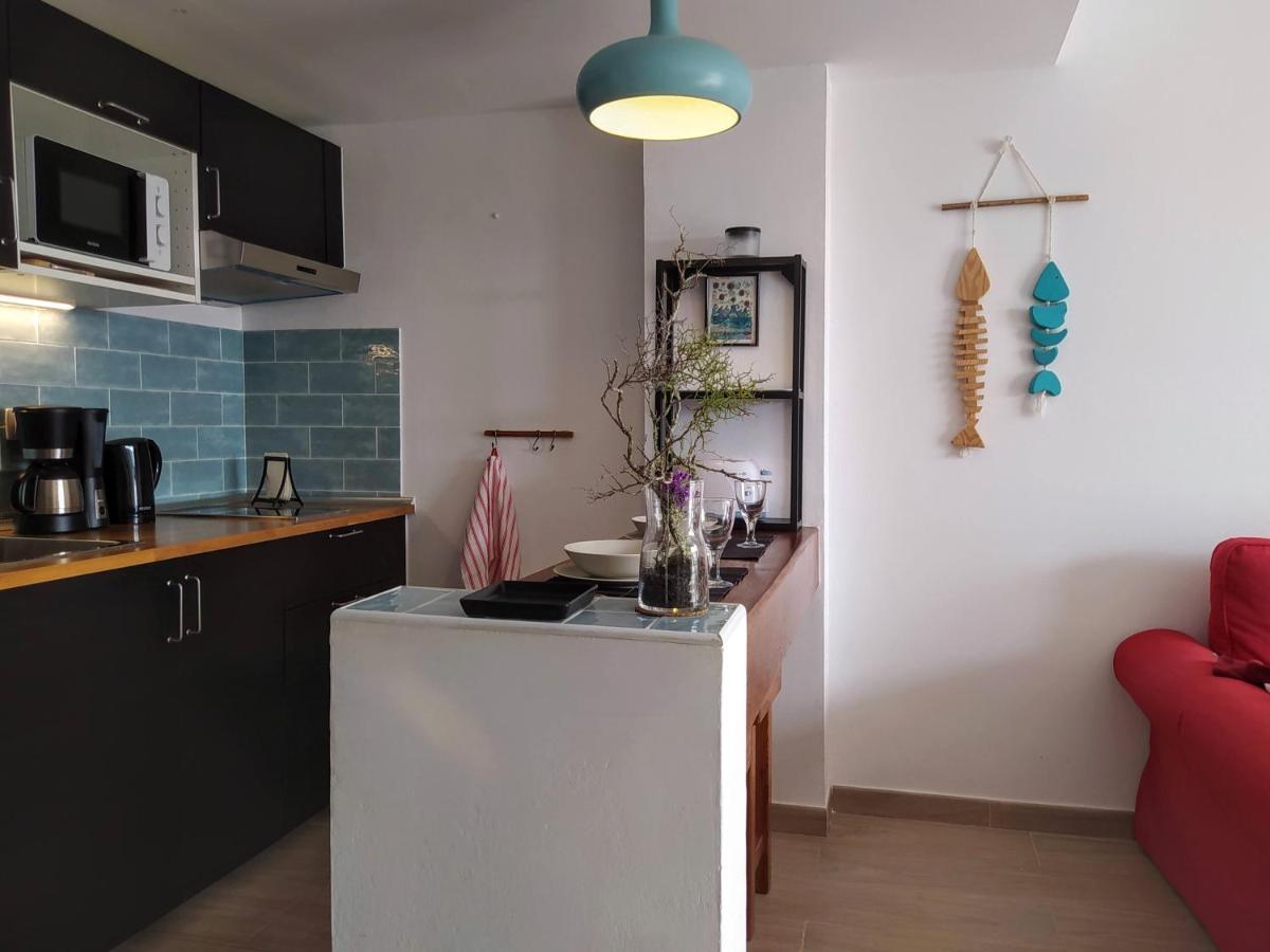 Aqua Apt Sunrise & Sea Views กอสตา เตกีสเซ ภายนอก รูปภาพ