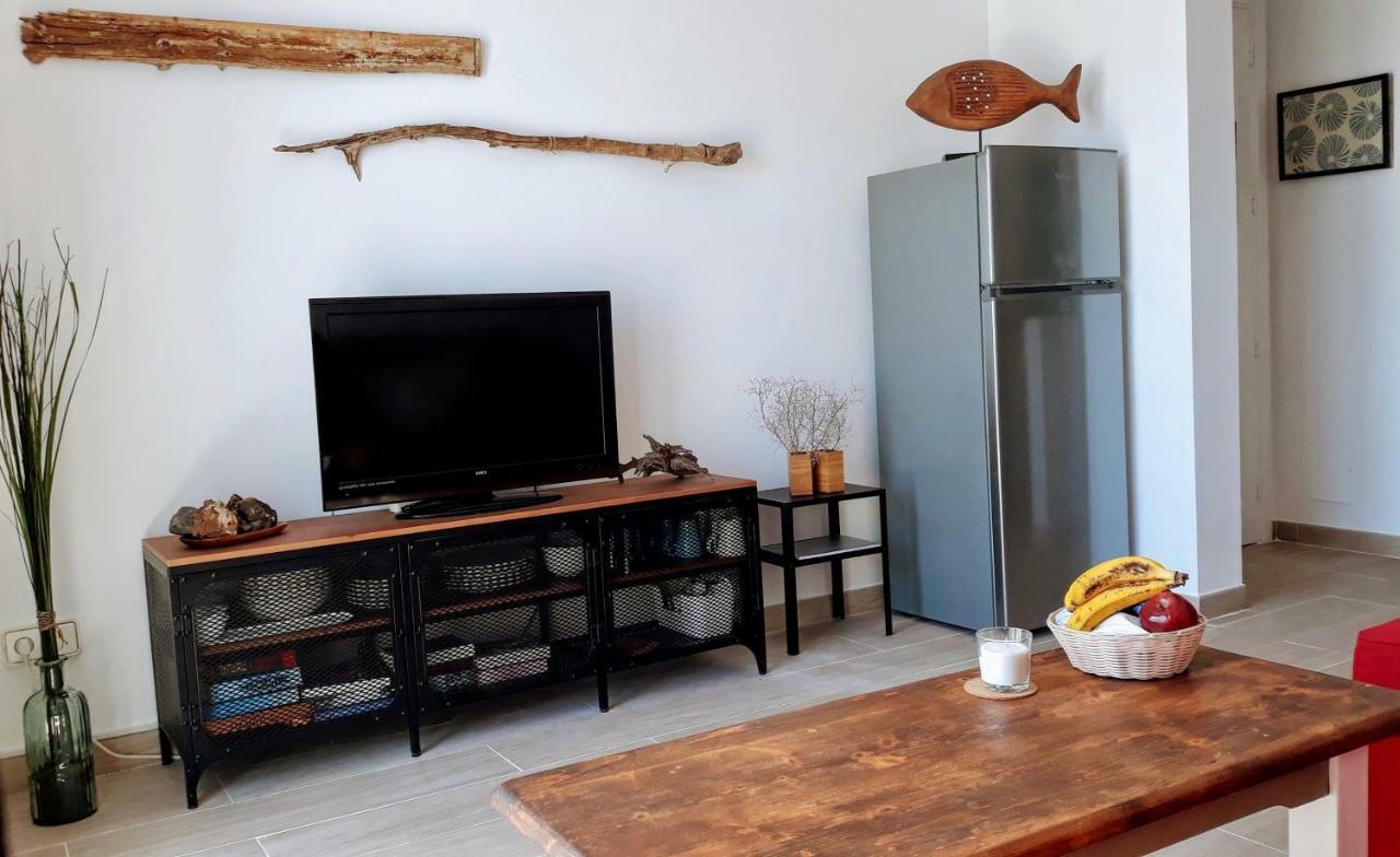 Aqua Apt Sunrise & Sea Views กอสตา เตกีสเซ ภายนอก รูปภาพ